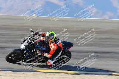 media/Oct-06-2024-Race Pace (Sun) [[d7d39ec7ad]]/5-Bowl Pans (830am)/